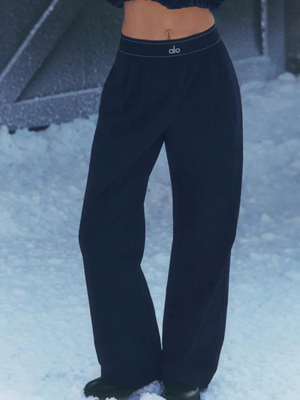Authentic💥ALO Yoga Pants Navy (Regular)💙